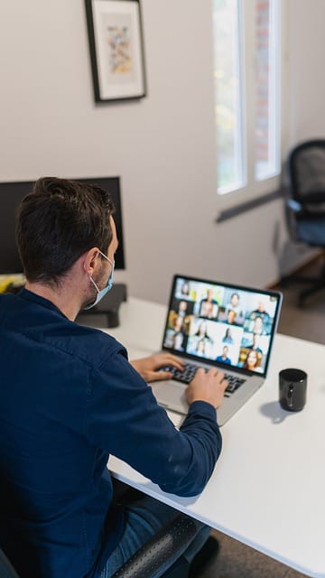How You Can Make A Lot Of Money Online! how you can make a lot of money online